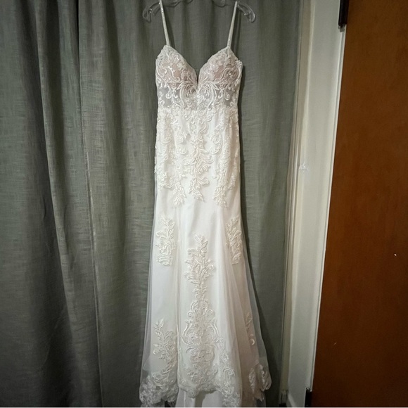Stella York Fall 2024 Style 7863 Wedding Dress - Unworn Sample Discontinued